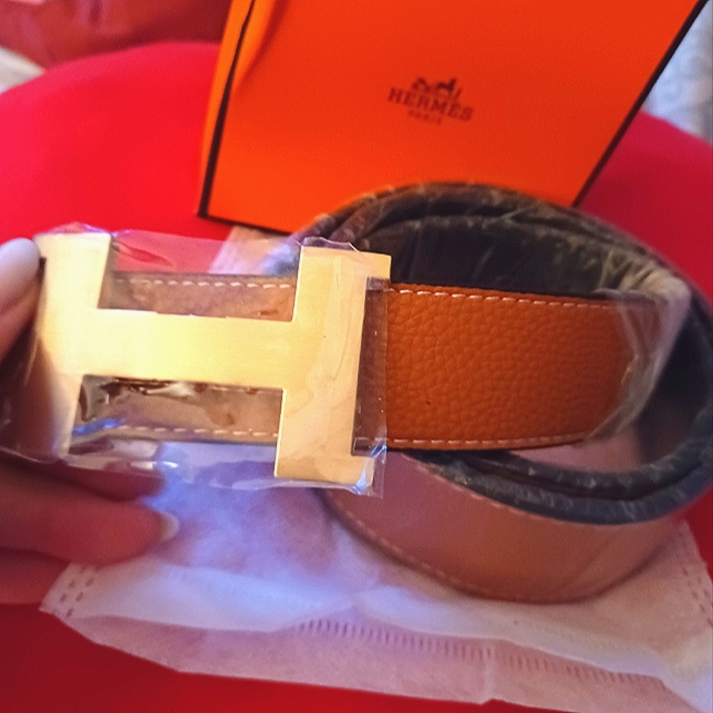 BEAUTIFUL UNISEX CAMEL BELT, SIZE 30-42